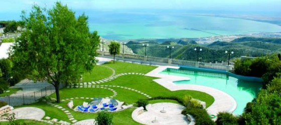 Vacanze sul Gargano in Hotel 4 Stelle e Masserie